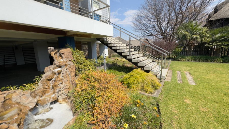 5 Bedroom Property for Sale in Wonderwater Free State